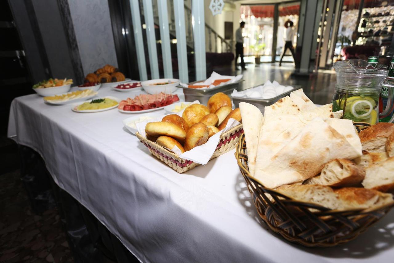 Nor Yerevan Hotel 外观 照片